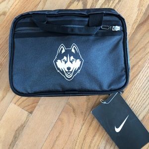 Nike UConn Golf tote